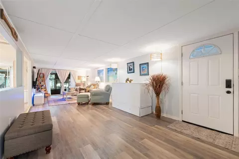 Entry Way - 5527 Darlene St, Weeki Wachee, FL 34607 photo 1 of 2