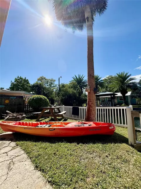 Exterior - 5527 Darlene St, Weeki Wachee, FL 34607 photo 9 of 14