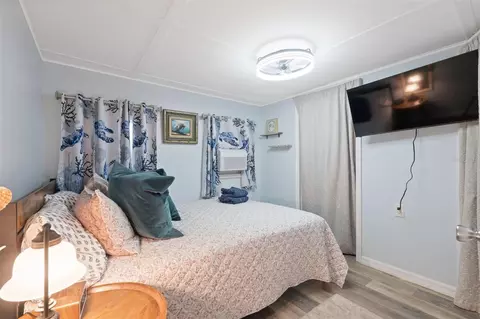 Bedroom - 5527 Darlene St, Weeki Wachee, FL 34607 photo 6 of 7