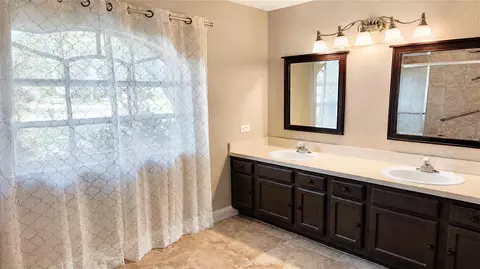 Bath - 12021 68th St, Largo, FL 33773 photo 1 of 3