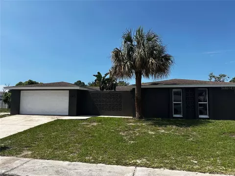 7335 Gulf Highlands Dr, Port Richey, FL 34668