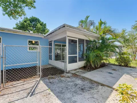 Exterior - 2373 Forest Dr, Clearwater, FL 33763 photo 10 of 22
