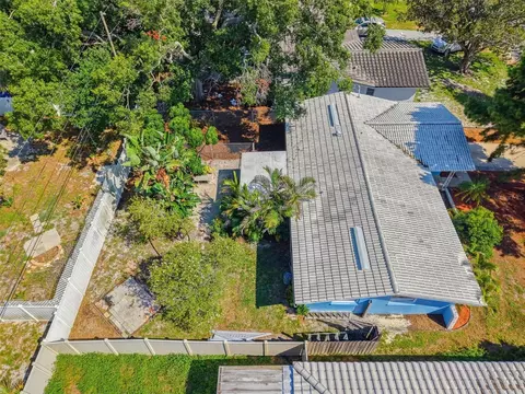 View/Area - 2373 Forest Dr, Clearwater, FL 33763 photo 2 of 6