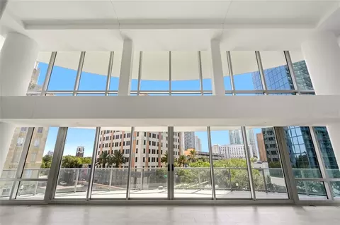 400 Central Ave #407, Saint Petersburg, FL 33701