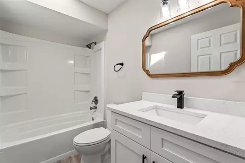 Bath - 3690 SE 56th Ter, Ocala, FL 34480 photo 1 of 5