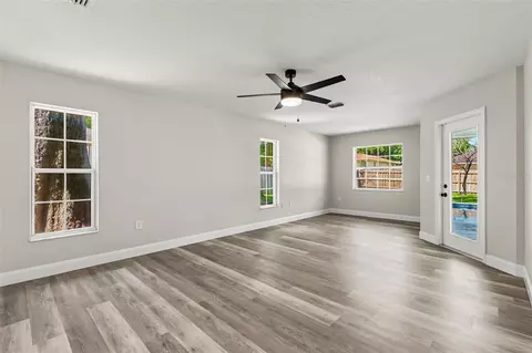Living - 3690 SE 56th Ter, Ocala, FL 34480 photo 8 of 10