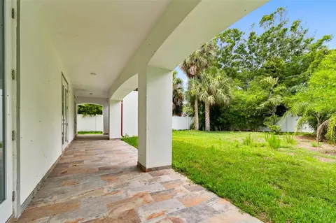 Exterior - 1964 Cedar Dr, Dunedin, FL 34698 photo 11 of 13