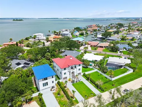 View/Area - 1964 Cedar Dr, Dunedin, FL 34698 photo 4 of 4