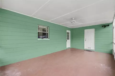 Exterior - 3149 Sydney Dover Rd, Dover, FL 33527 photo 5 of 5