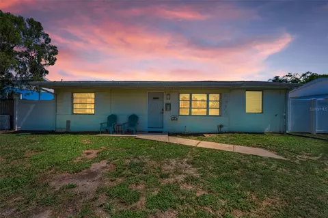 4829 30th Ave N, Saint Petersburg, FL 33713