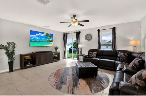 Living - 13524 Wild Ginger St, Riverview, FL 33579 photo 2 of 4