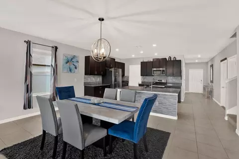 Dining - 13524 Wild Ginger St, Riverview, FL 33579 photo 4 of 6