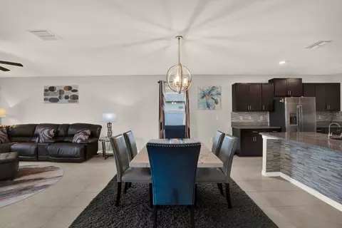 Dining - 13524 Wild Ginger St, Riverview, FL 33579 photo 5 of 6