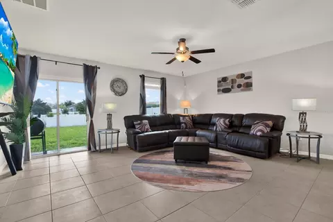 Living - 13524 Wild Ginger St, Riverview, FL 33579 photo 1 of 4