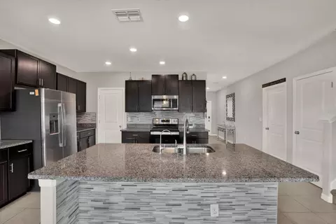 Kitchen - 13524 Wild Ginger St, Riverview, FL 33579 photo 3 of 3
