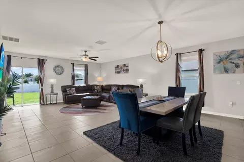 Dining - 13524 Wild Ginger St, Riverview, FL 33579 photo 3 of 6