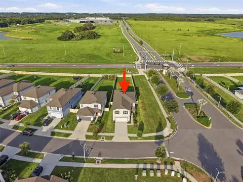 View/Area - 9018 Rally Spring Loop, Wesley Chapel, FL 33545 photo 4 of 5