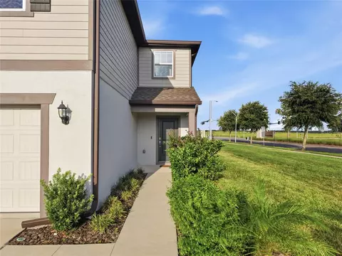 Exterior - 9018 Rally Spring Loop, Wesley Chapel, FL 33545 photo 2 of 6