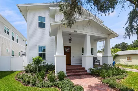 876 44th Ave N, Saint Petersburg, FL 33703