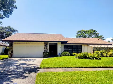 619 Riviera Bay Dr NE, Saint Petersburg, FL 33702
