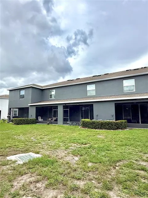 Exterior - 8771 Falling Blue Pl, Riverview, FL 33578 photo 6 of 9