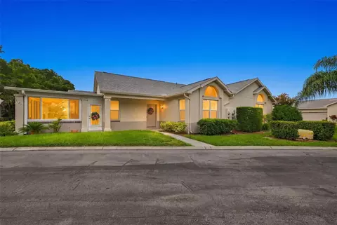 1124 Golfview Woods Dr #NA, Sun City Center, FL 33573