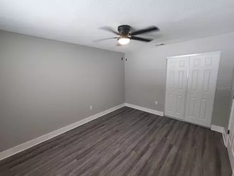 Bedroom - 1207 62nd Ave E, Bradenton, FL 34203 photo 11 of 14