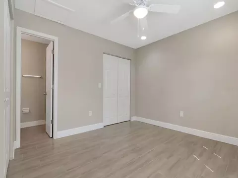 Bedroom - 1207 62nd Ave E, Bradenton, FL 34203 photo 1 of 14