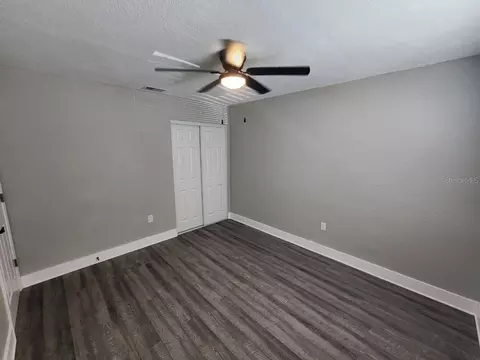 Bedroom - 1207 62nd Ave E, Bradenton, FL 34203 photo 13 of 14