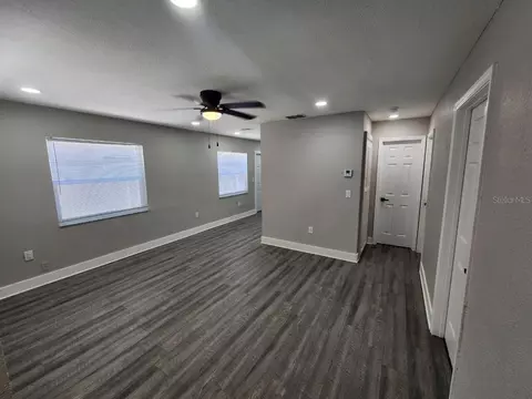 Living - 1207 62nd Ave E, Bradenton, FL 34203 photo 9 of 9