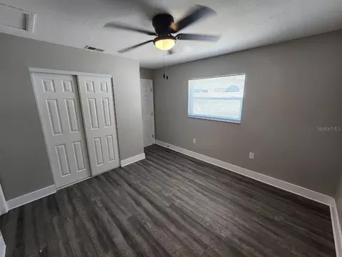 Bedroom - 1207 62nd Ave E, Bradenton, FL 34203 photo 8 of 14