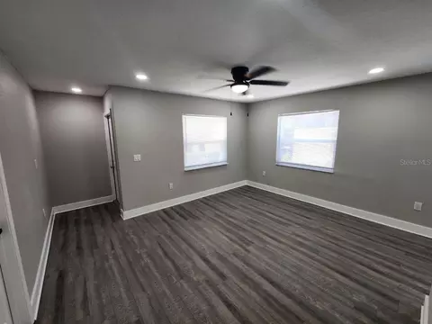 Living - 1207 62nd Ave E, Bradenton, FL 34203 photo 8 of 9