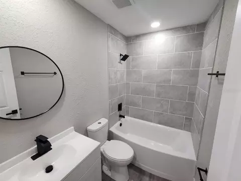 Bath - 1207 62nd Ave E, Bradenton, FL 34203 photo 10 of 10