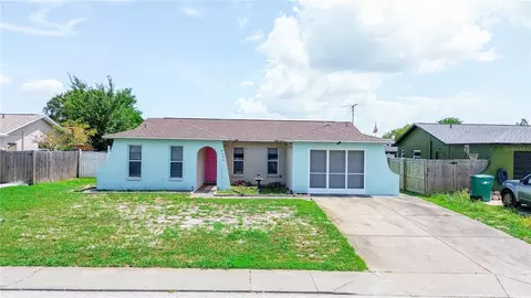 8234 Winthrop Dr, Port Richey, FL 34668