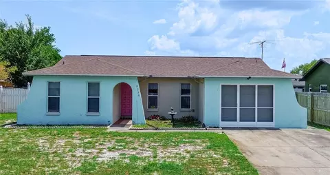 8234 Winthrop Dr, Port Richey, FL 34668