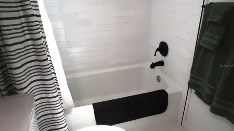 Bath - 12818 Tallowood Dr, Riverview, FL 33579 photo 2 of 4