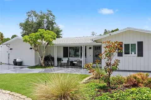 5143 Sandy Beach Ave, Sarasota, FL 34242