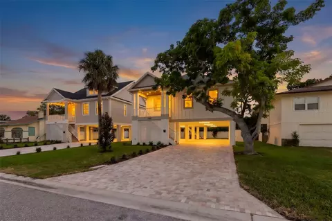 1858 Mississippi Ave NE, Saint Petersburg, FL 33703