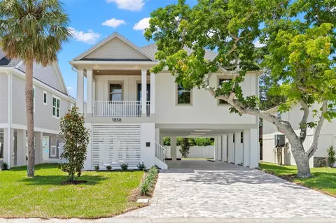 1858 Mississippi Ave NE, Saint Petersburg, FL 33703