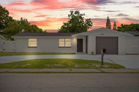 9240 Sterling Ln, Port Richey, FL 34668