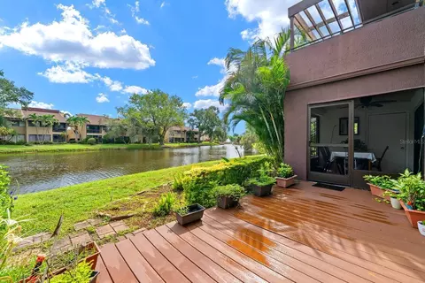 875 S Village Dr N #101, Saint Petersburg, FL 33716