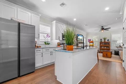 Kitchen - 324 6th St E, Bradenton, FL 34208 photo 2 of 3