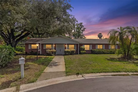 6401 Wingfoot Cir, Tampa, FL 33634