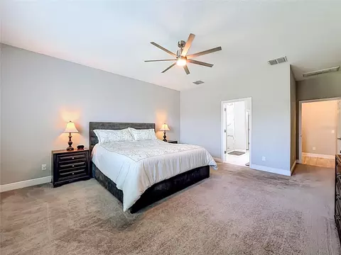 Bedroom - 19563 Leonard Rd, Lutz, FL 33558 photo 2 of 10