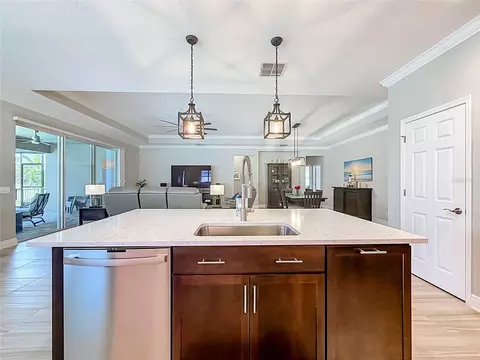 Kitchen - 19563 Leonard Rd, Lutz, FL 33558 photo 5 of 5