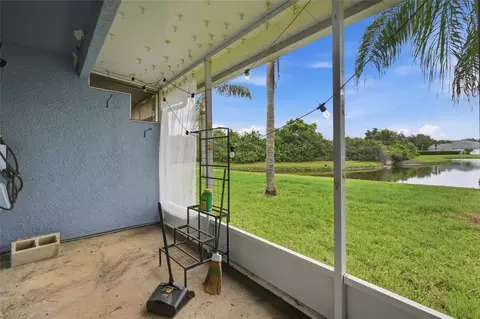 Exterior - 11009 Winter Crest Dr, Riverview, FL 33569 photo 2 of 5