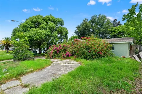 7721 Embassy Blvd, Port Richey, FL 34668