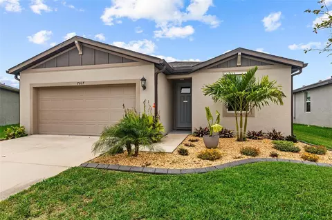 Exterior - 7017 Feather River Pl, Parrish, FL 34219 photo 2 of 5