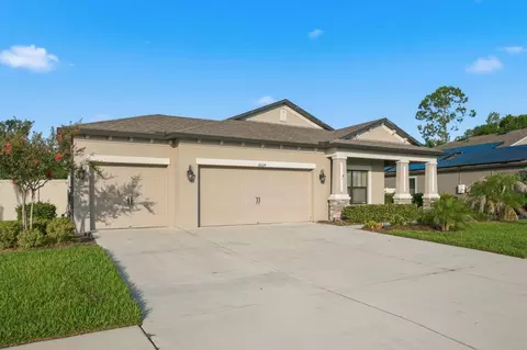 Exterior - 18624 Malinche Loop, Spring Hill, FL 34610 photo 3 of 12