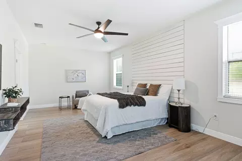 Bedroom - 18624 Malinche Loop, Spring Hill, FL 34610 photo 1 of 5